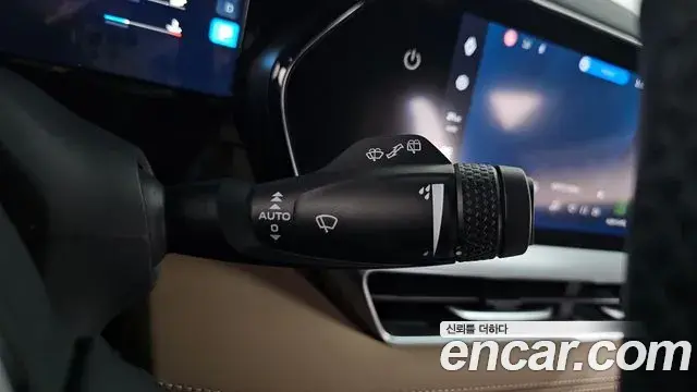 Renault Samsung Grand Koleos 2024 — ფოტო 2/20