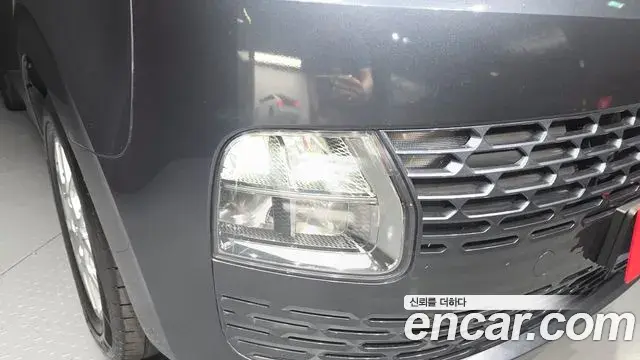 Hyundai Staria 2022 — ფოტო 21/31