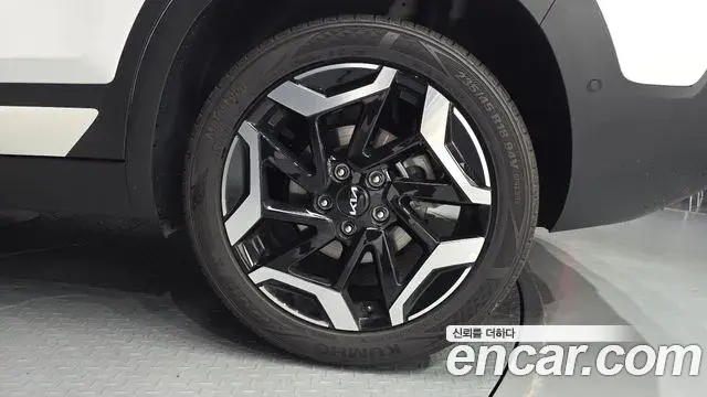 Kia Seltos 2025 — Şəkil 10/34