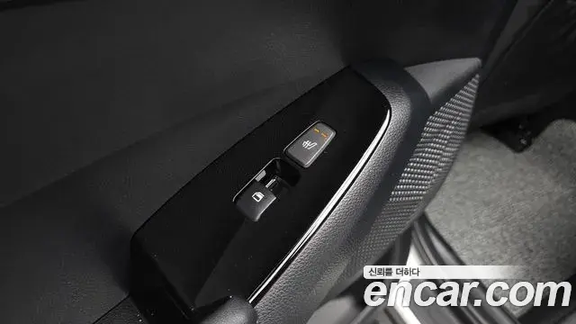 Kia Seltos 2025 — Şəkil 33/34