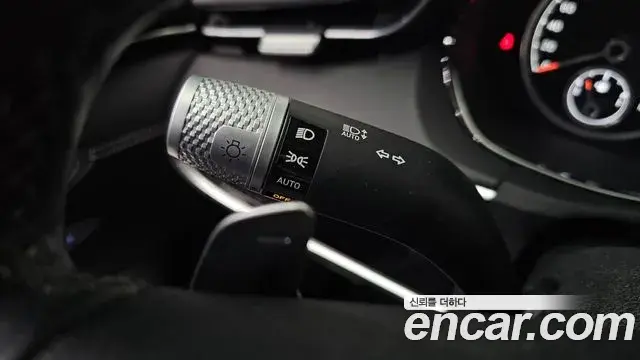 Genesis GV70 2022 — Şəkil 26/30