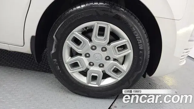 Hyundai Staria 2023 — Photo 8/31