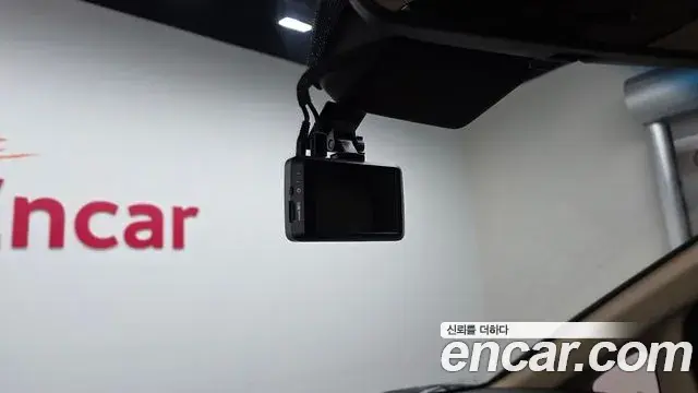 Hyundai Staria 2023 — Photo 30/31