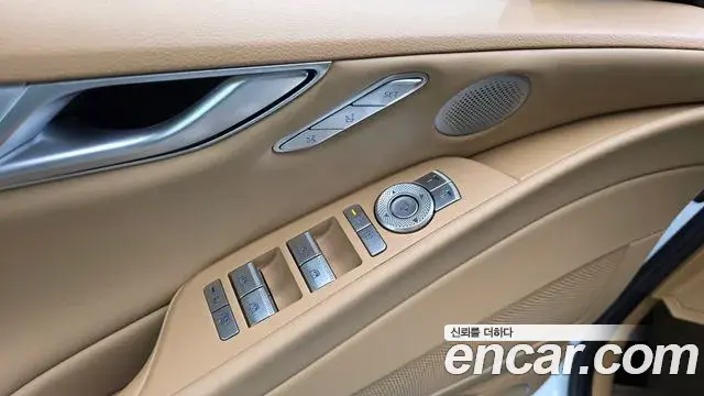 Genesis G80 2024 — Şəkil 13/34