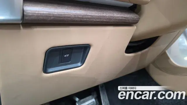 Land Rover Range Rover 2023 — Şəkil 12/43