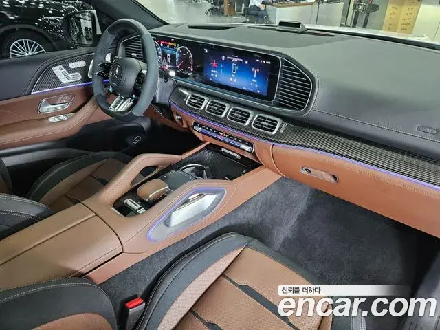 Mercedes-Benz GLE-Class 2025 — ფოტო 2/16