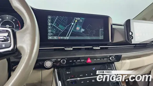 Kia Carnival 2021 — Фото 12/20