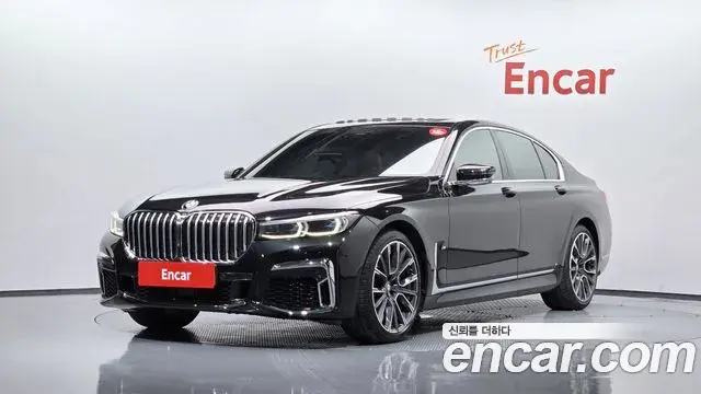 BMW 7 Series 2019 — Photo 13/34
