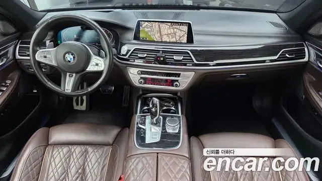BMW 7 Series 2019 — Photo 2/34
