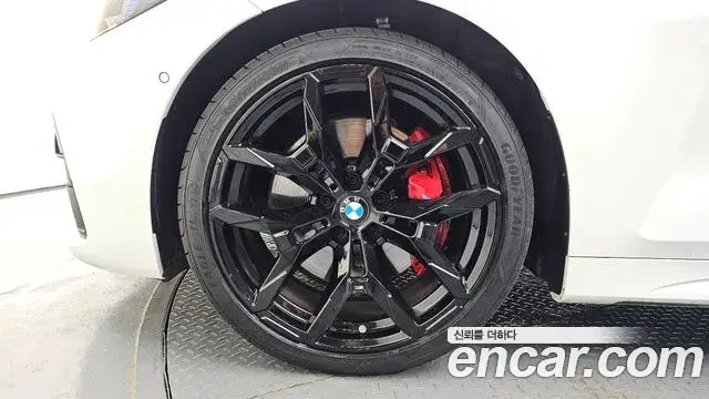 BMW 4 Series 2025 — Şəkil 29/34