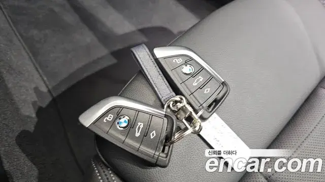 BMW 4 Series 2025 — Şəkil 8/34