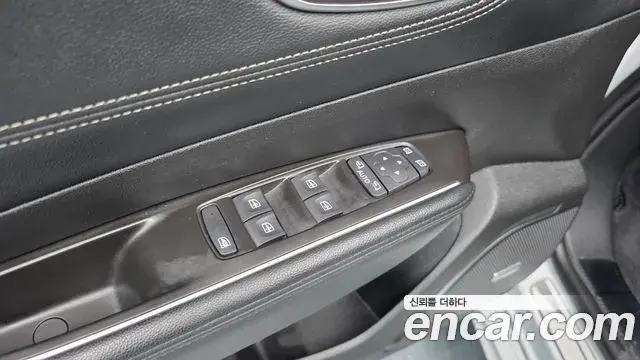 Renault Samsung SM6 2018 — ფოტო 19/35