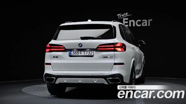BMW X5 2024 — ფოტო 4/33