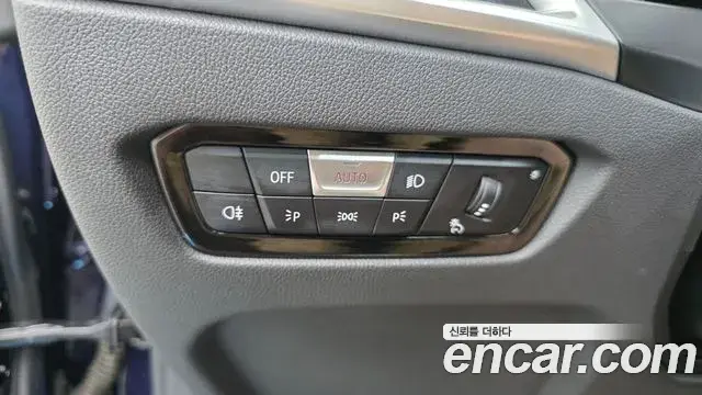 BMW 4 Series 2024 — Photo 29/32