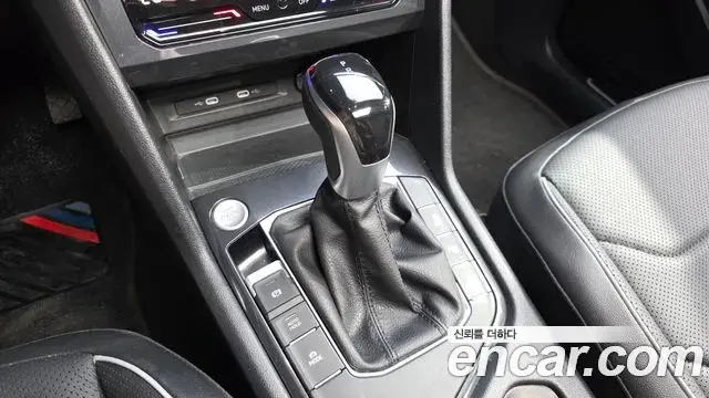 Volkswagen Tiguan Allspace 2022 — Şəkil 11/20