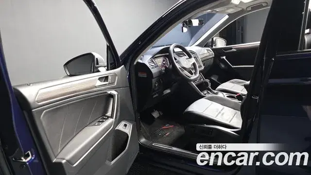 Volkswagen Tiguan Allspace 2022 — Şəkil 9/20