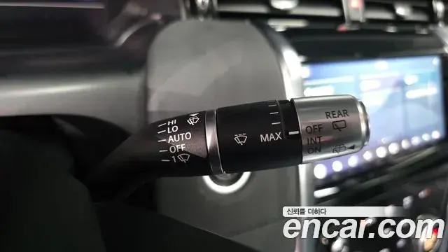 Land Rover Discovery Sport 2020 — ფოტო 18/20