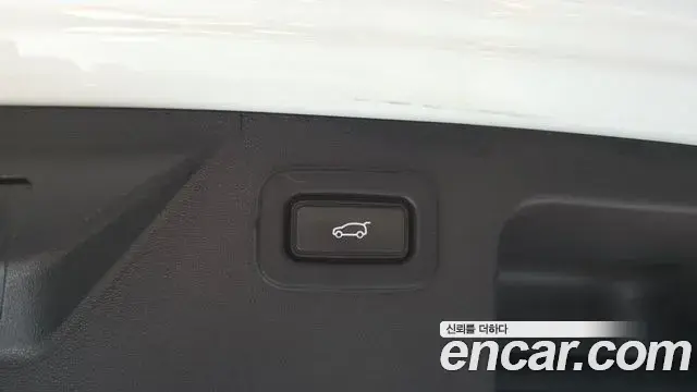 Land Rover Discovery Sport 2020 — ფოტო 4/20