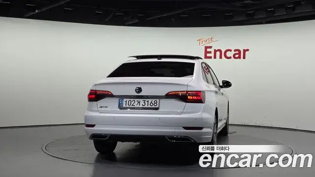 Volkswagen Jetta 2021 — Şəkil 15/20