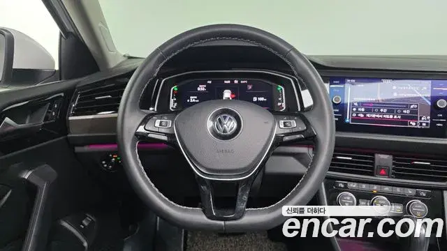 Volkswagen Jetta 2021 — Şəkil 1/20