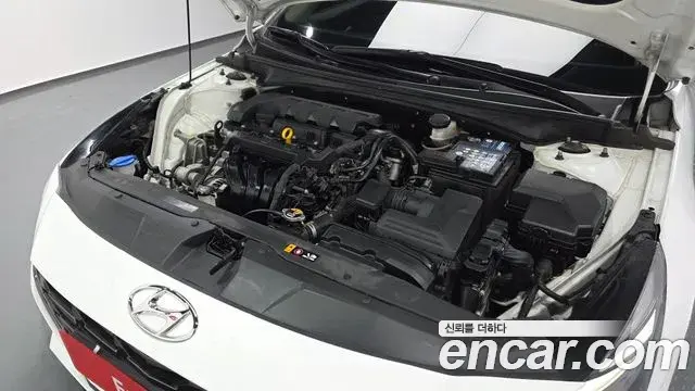 Hyundai Avante 2023 — Фото 6/20