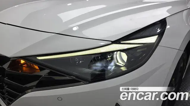 Hyundai The New Avante Hybrid 2023 — Şəkil 22/31