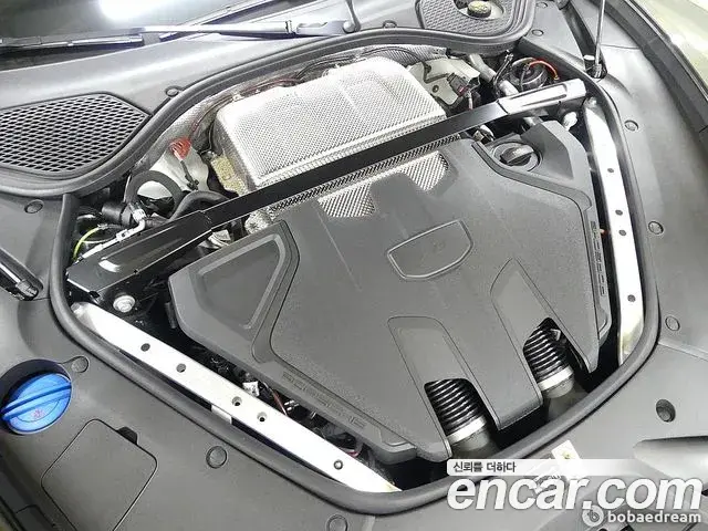Porsche Panamera 2025 — Şəkil 9/20