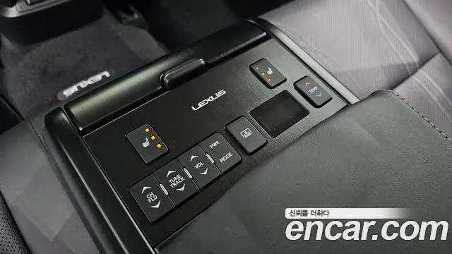 Lexus ES300h 2019 — Şəkil 10/34