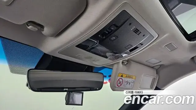 Lexus ES300h 2019 — Şəkil 16/34