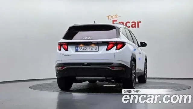 Hyundai Tucson Hybrid 2022 — ფოტო 10/35