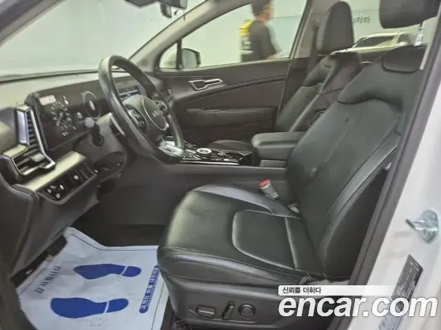 Kia Sportage 2022 — ფოტო 1/18