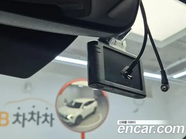Kia Sportage 2022 — ფოტო 2/18