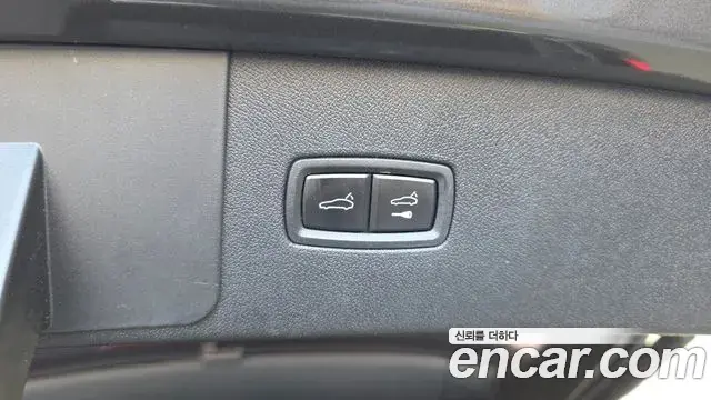 Porsche Cayenne 2019 — Photo 20/32