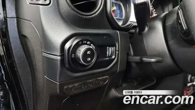 Jeep Wrangler 2024 — Şəkil 29/29