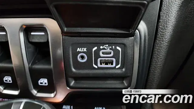 Jeep Wrangler 2024 — Şəkil 22/29