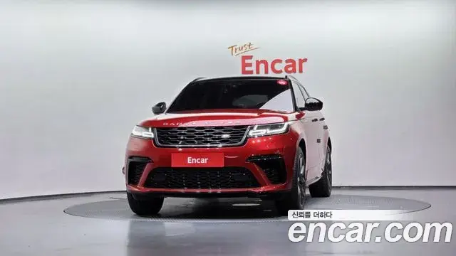 Land Rover Range Rover Velar 2019 — Photo 19/39