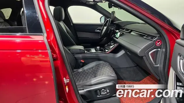 Land Rover Range Rover Velar 2019 — Photo 24/39