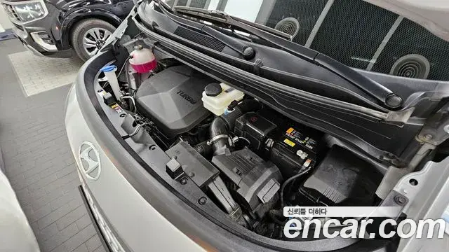 Hyundai Staria 2024 — Photo 24/33