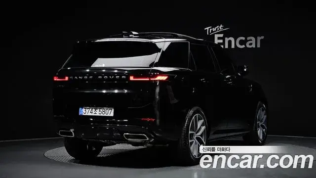 Land Rover Range Rover Sport 2025 — ფოტო 14/32