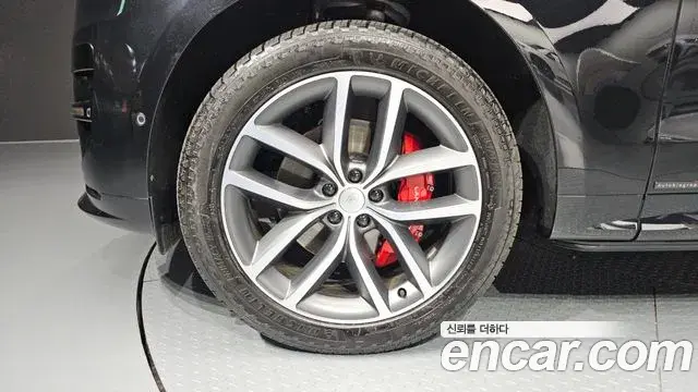 Land Rover Range Rover Sport 2025 — ფოტო 19/32