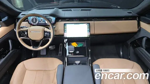 Land Rover Range Rover Sport 2025 — ფოტო 18/32