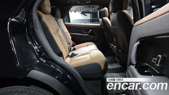 Land Rover Range Rover Sport 2025 — ფოტო 28/32