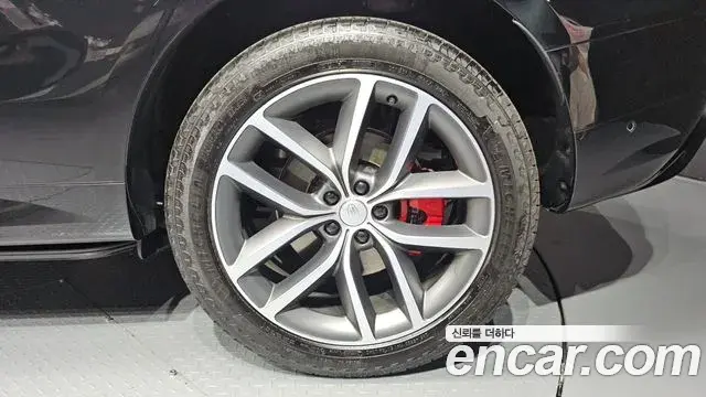 Land Rover Range Rover Sport 2025 — ფოტო 7/32