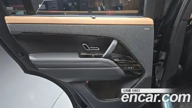 Land Rover Range Rover Sport 2025 — ფოტო 10/32