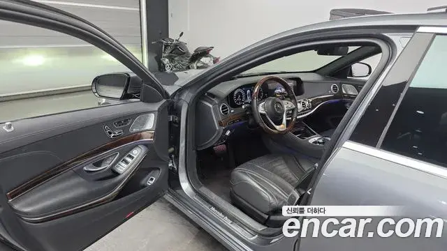 Mercedes-Benz S-Class 2019 — Фото 10/20