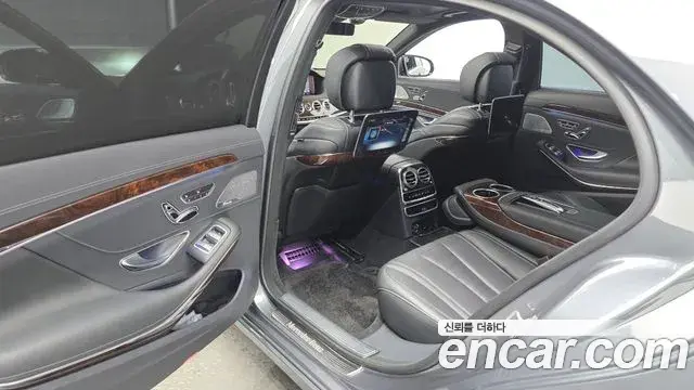 Mercedes-Benz S-Class 2019 — Фото 11/20