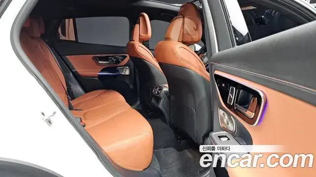 Mercedes-Benz GLC-Class 2025 — ფოტო 21/32