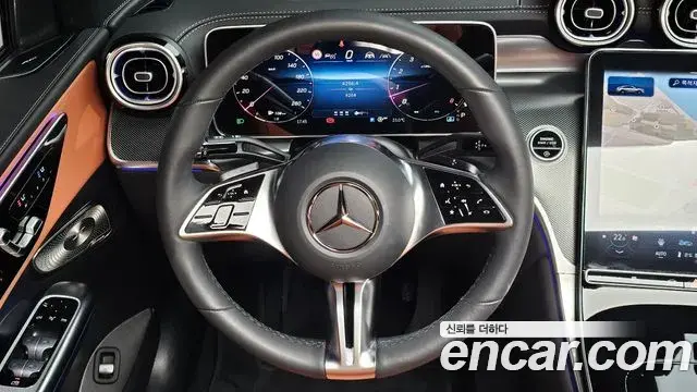 Mercedes-Benz GLC-Class 2025 — ფოტო 17/32