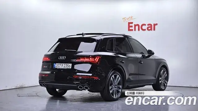 Audi SQ5 2021 — ფოტო 12/32