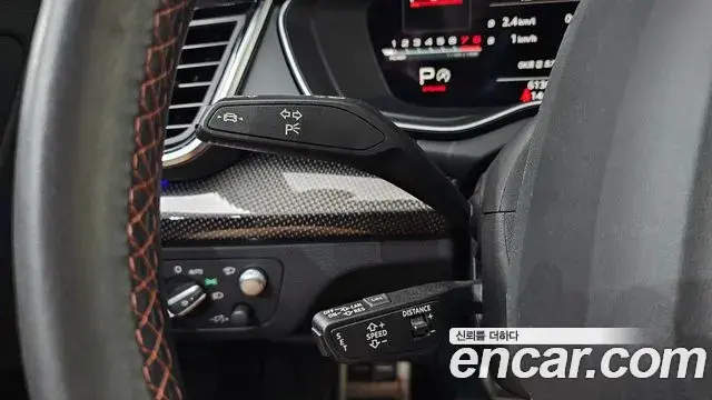 Audi SQ5 2021 — ფოტო 26/32